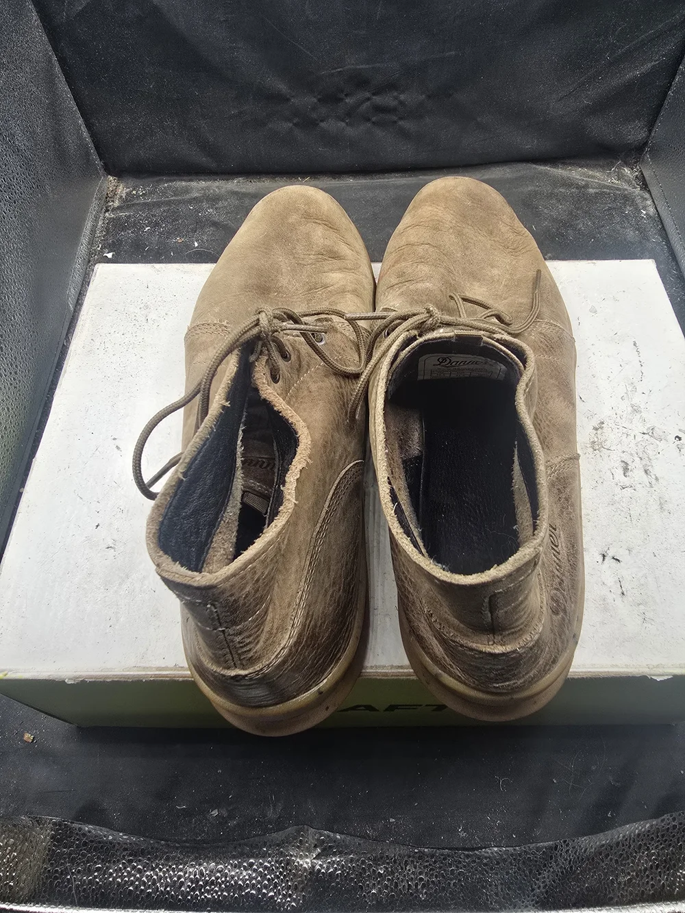 Danner men chukka